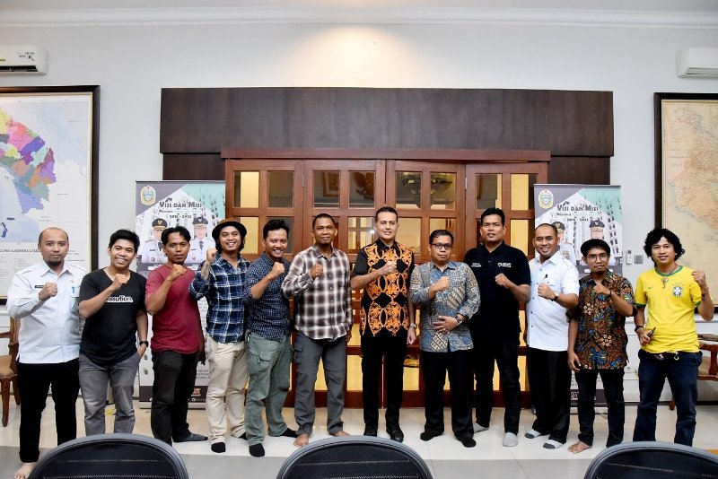 HUT Ke-16 PFI Medan, Wagub Ijeck Ingatkan Para Pewarta Foto Soal Keselamatan di Lapangan