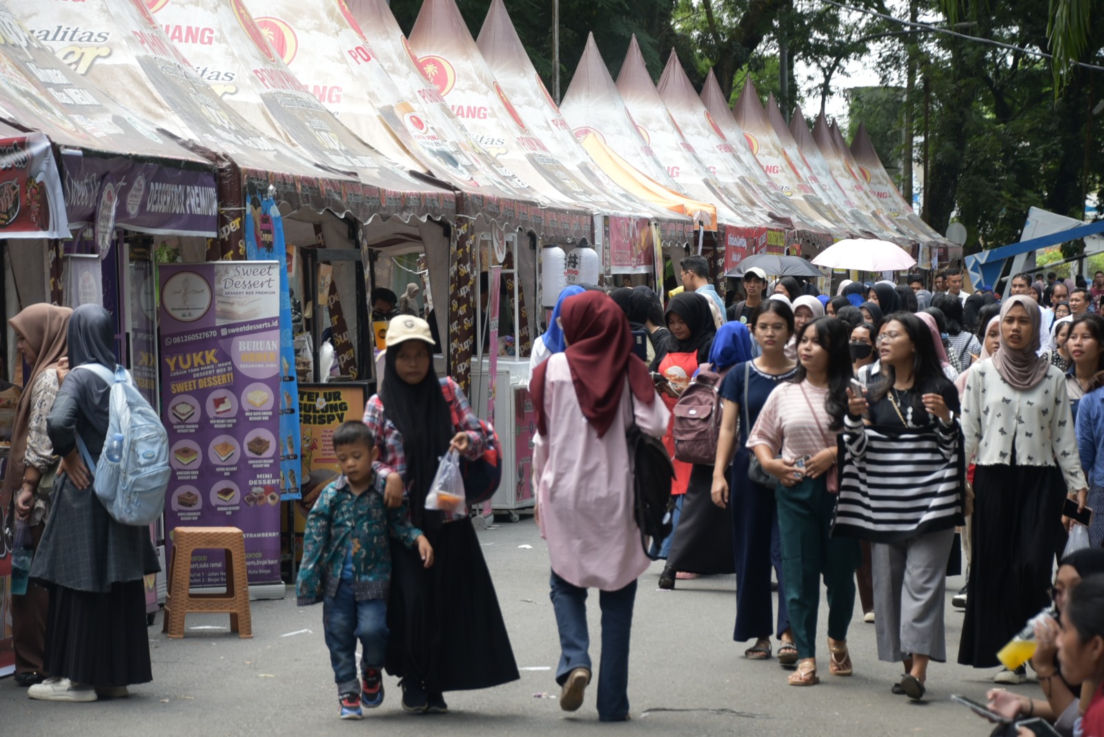 bazaar makanan dan minuman di Gempita FIP 2024